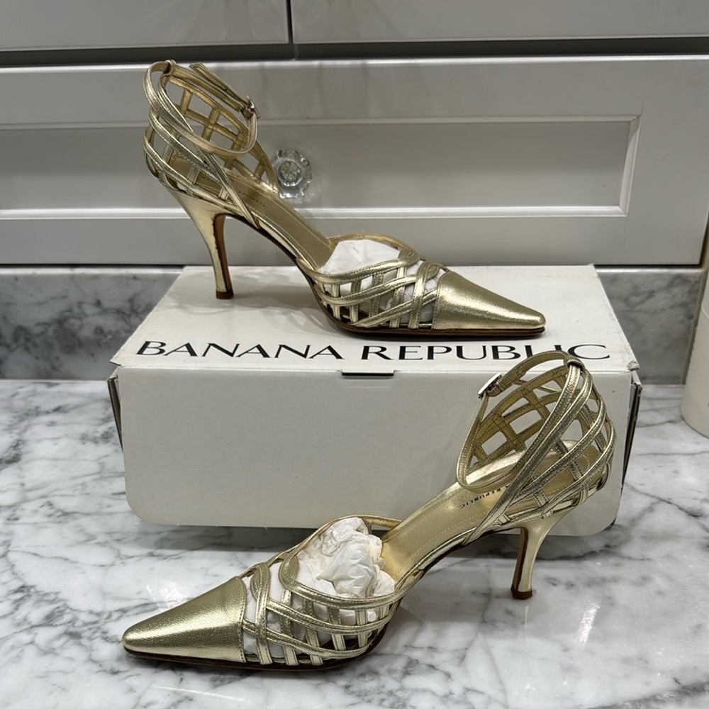 Banana Republic Metallic Gold Strappy Heels